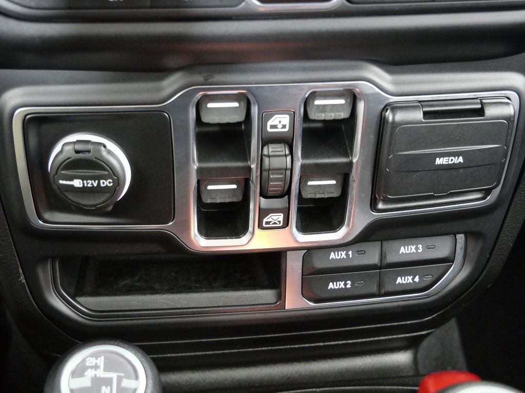 Thumbnail: 2020 Jeep Wrangler - 47