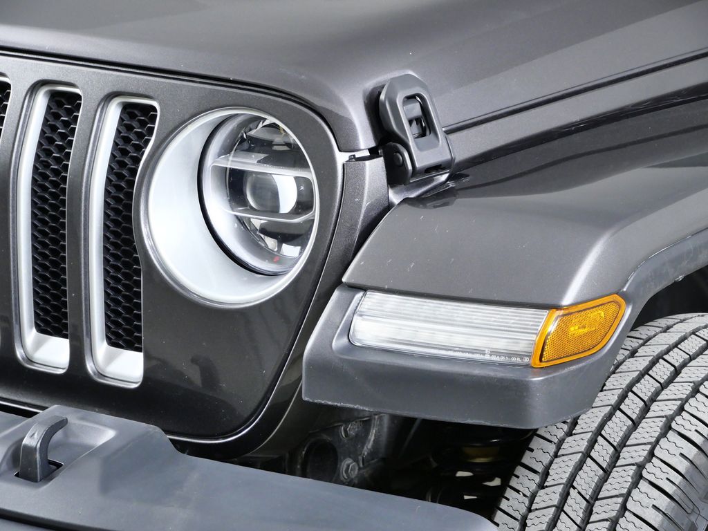 Thumbnail: 2020 Jeep Wrangler - 17