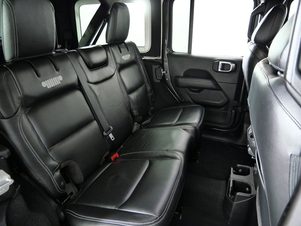 Thumbnail: 2020 Jeep Wrangler - 29