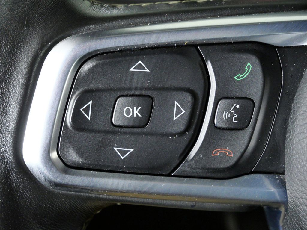 Thumbnail: 2019 Jeep Wrangler - 39