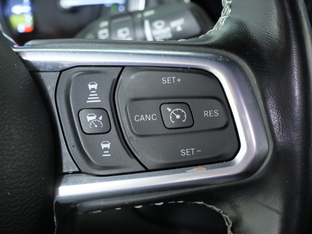 Thumbnail: 2021 Jeep Wrangler - 41