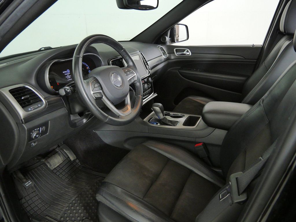 Thumbnail: 2019 Jeep Grand Cherokee - 35