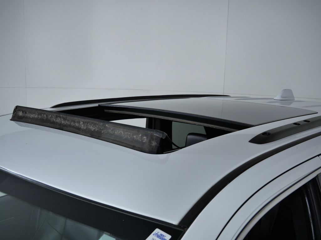 Thumbnail: 2016 Jeep Grand Cherokee - 27