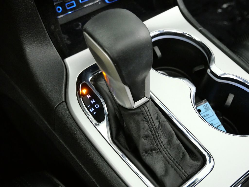 Thumbnail: 2016 Jeep Grand Cherokee - 13