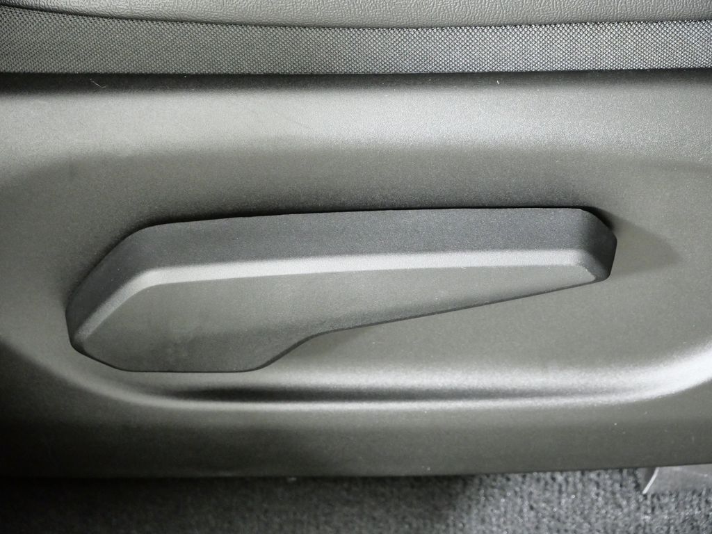 Thumbnail: 2024 Jeep Grand Cherokee - 27