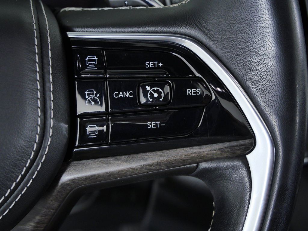 Thumbnail: 2022 Jeep Grand Cherokee L - 44