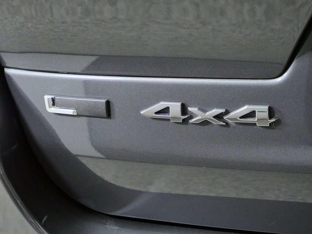 Thumbnail: 2022 Jeep Grand Cherokee L - 23