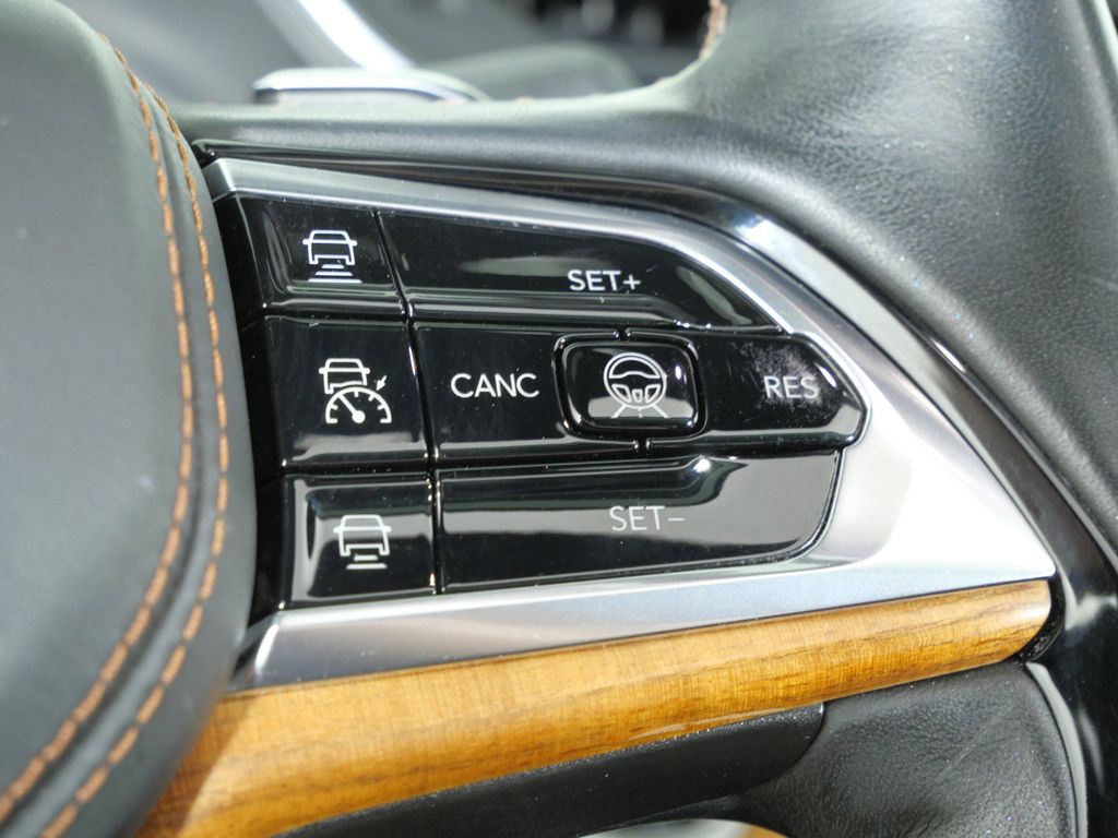 Thumbnail: 2021 Jeep Grand Cherokee L - 43
