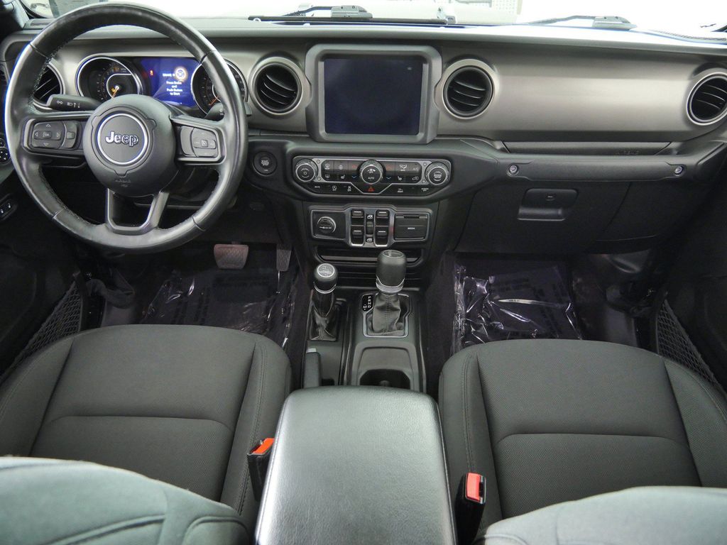Thumbnail: 2021 Jeep Gladiator - 2
