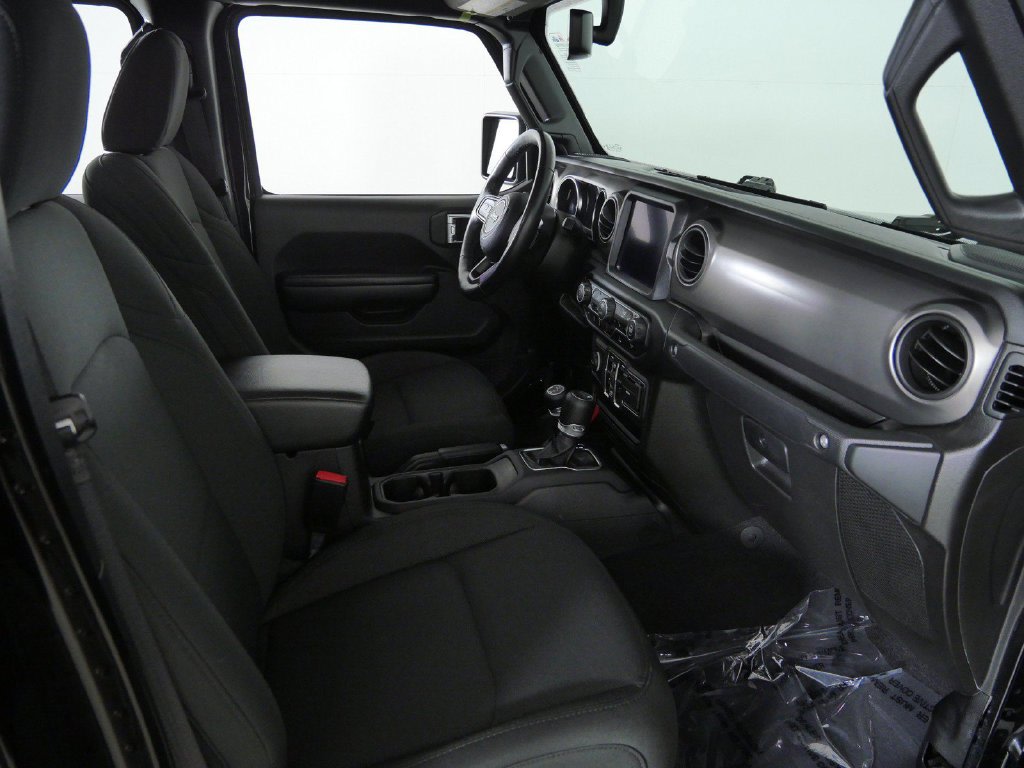 Thumbnail: 2021 Jeep Gladiator - 9