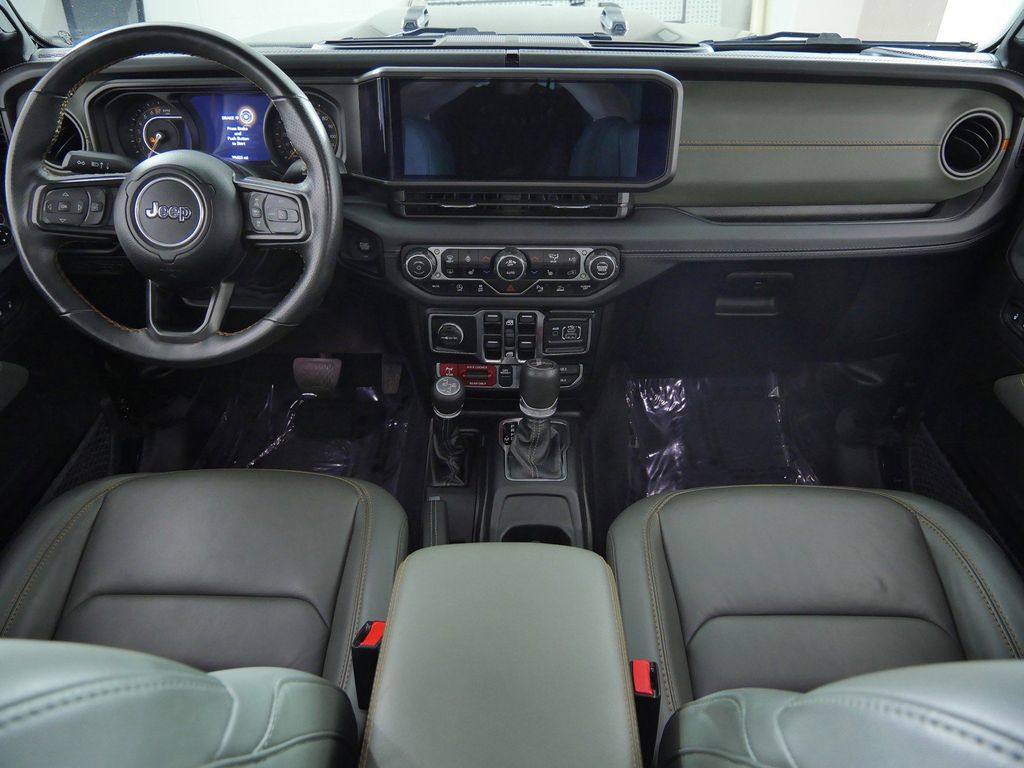 Thumbnail: 2024 Jeep Gladiator - 2