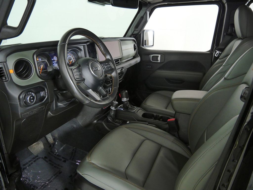 Thumbnail: 2024 Jeep Gladiator - 35