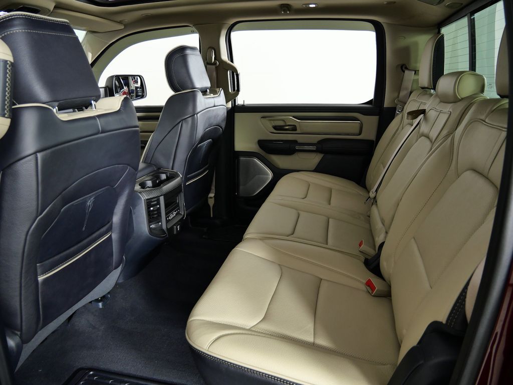 Thumbnail: 2019 RAM 1500 - 33