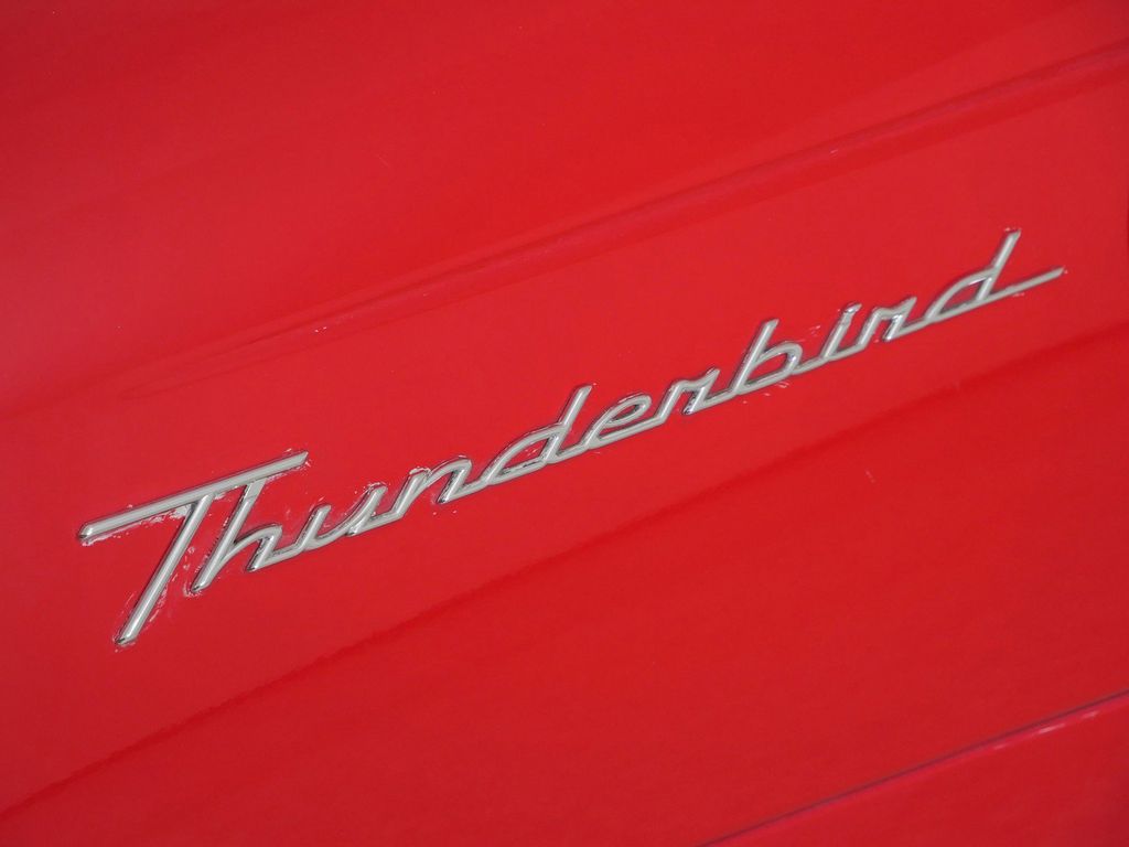 Thumbnail: 2002 Ford Thunderbird - 23