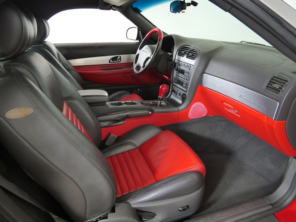 Thumbnail: 2002 Ford Thunderbird - 8