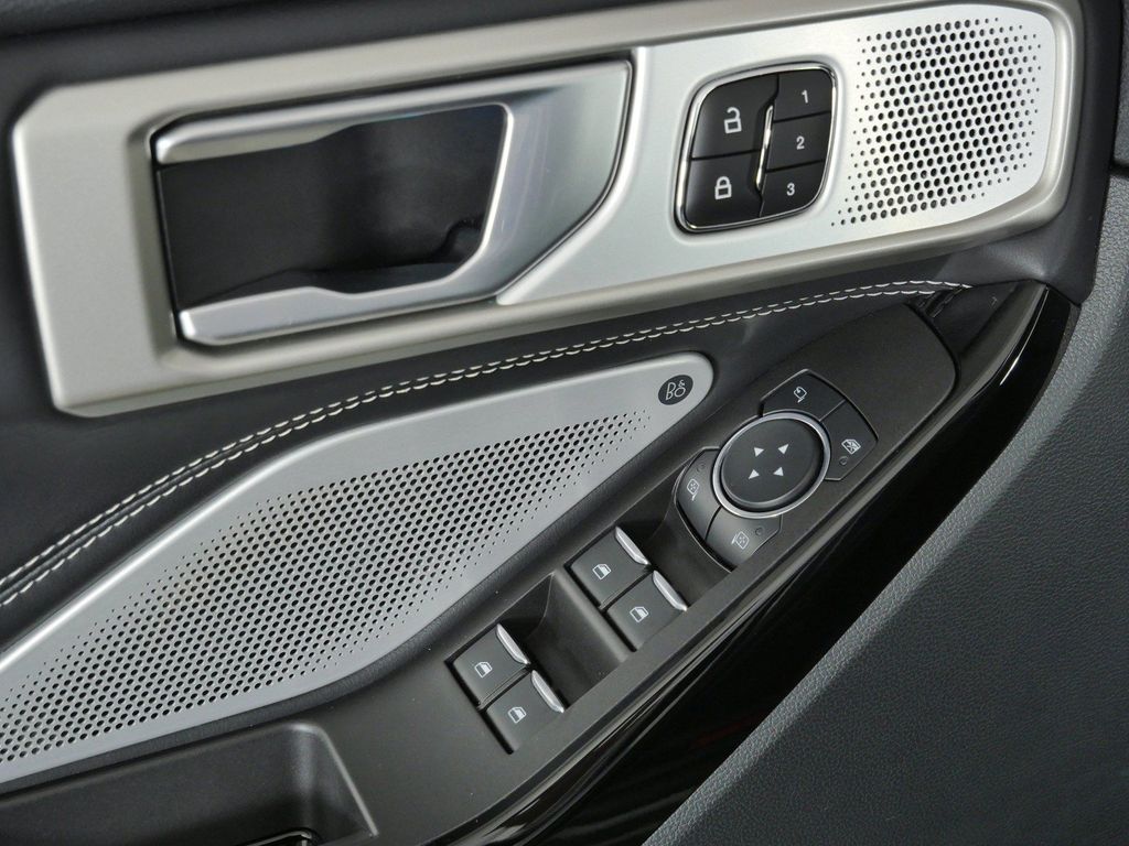 Thumbnail: 2023 Ford Explorer - 39