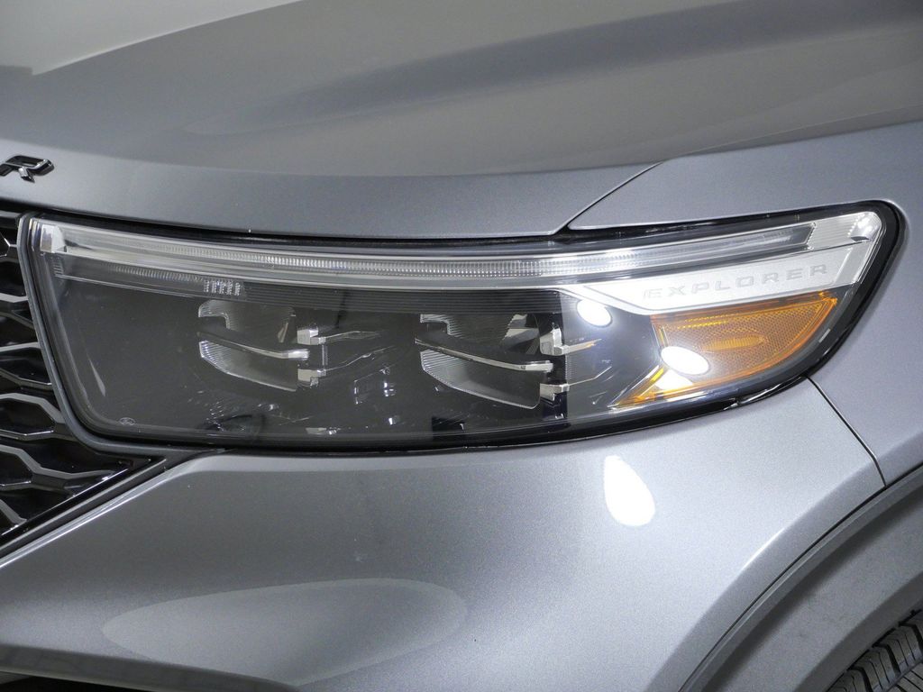 Thumbnail: 2023 Ford Explorer - 16