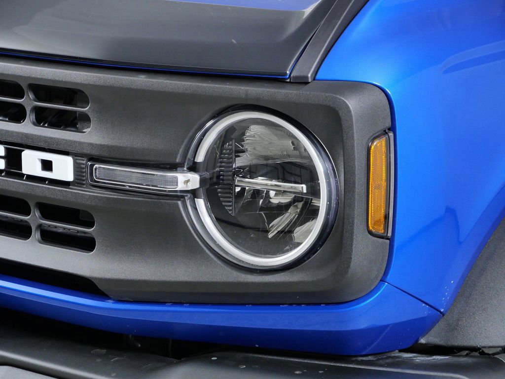 Thumbnail: 2023 Ford Bronco - 6