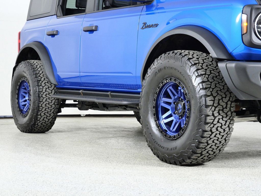 Thumbnail: 2023 Ford Bronco - 8