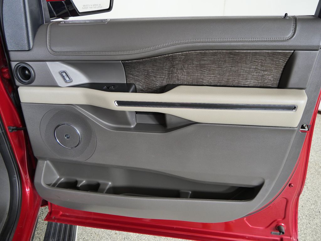 Thumbnail: 2020 Ford Expedition MAX - 28