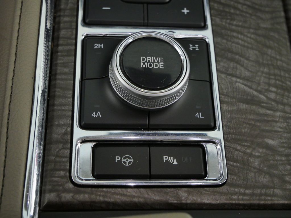 Thumbnail: 2020 Ford Expedition MAX - 44