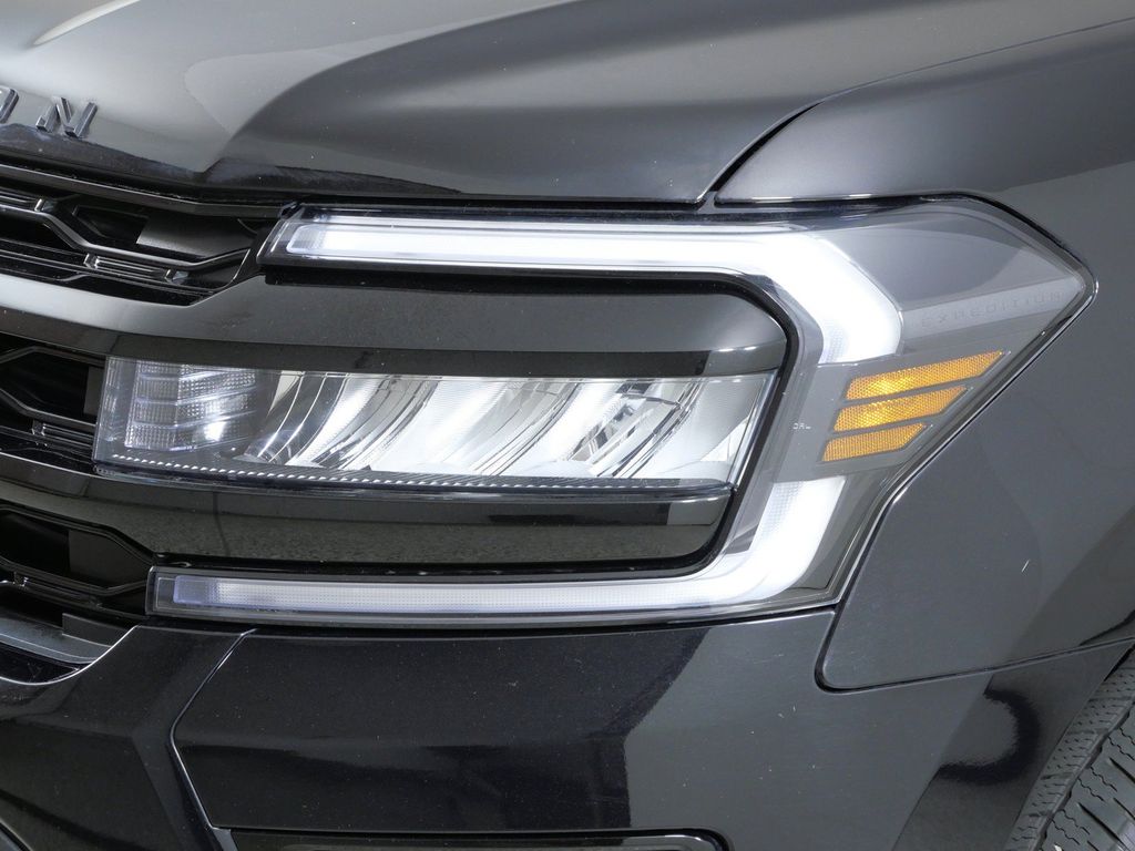 Thumbnail: 2023 Ford Expedition - 18