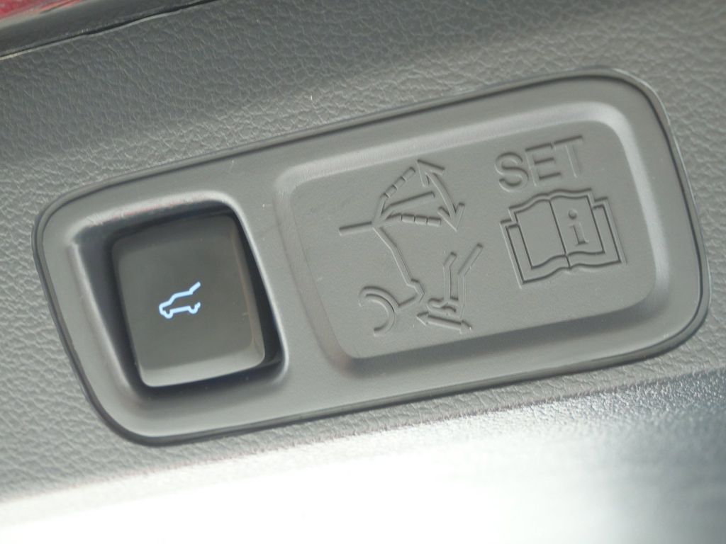 Thumbnail: 2023 Ford Expedition - 34