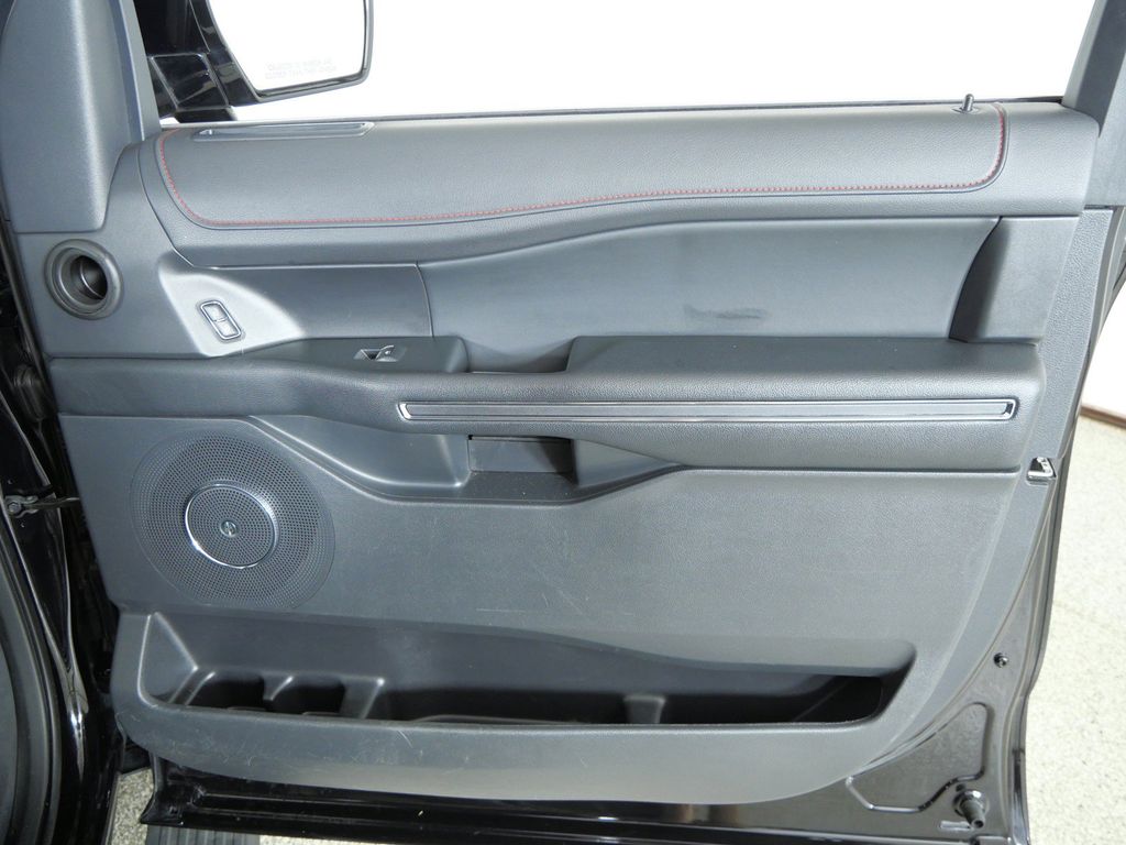 Thumbnail: 2023 Ford Expedition - 27