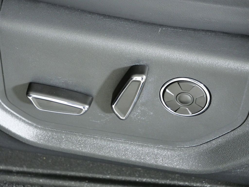 Thumbnail: 2022 Ford F-250 - 37