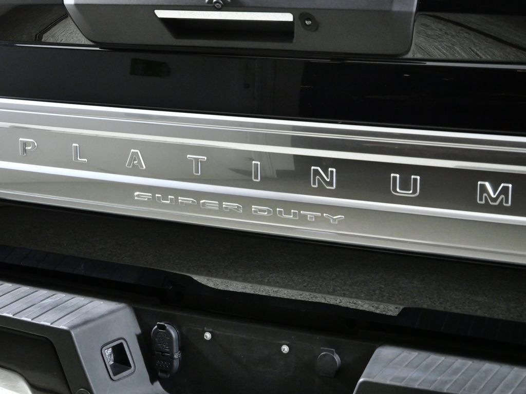 Thumbnail: 2022 Ford F-250 - 7