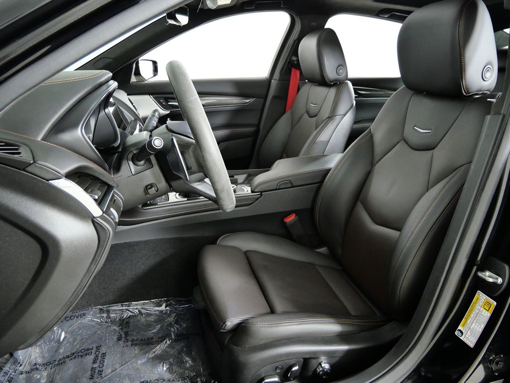 Thumbnail: 2022 Cadillac CT5 - 37