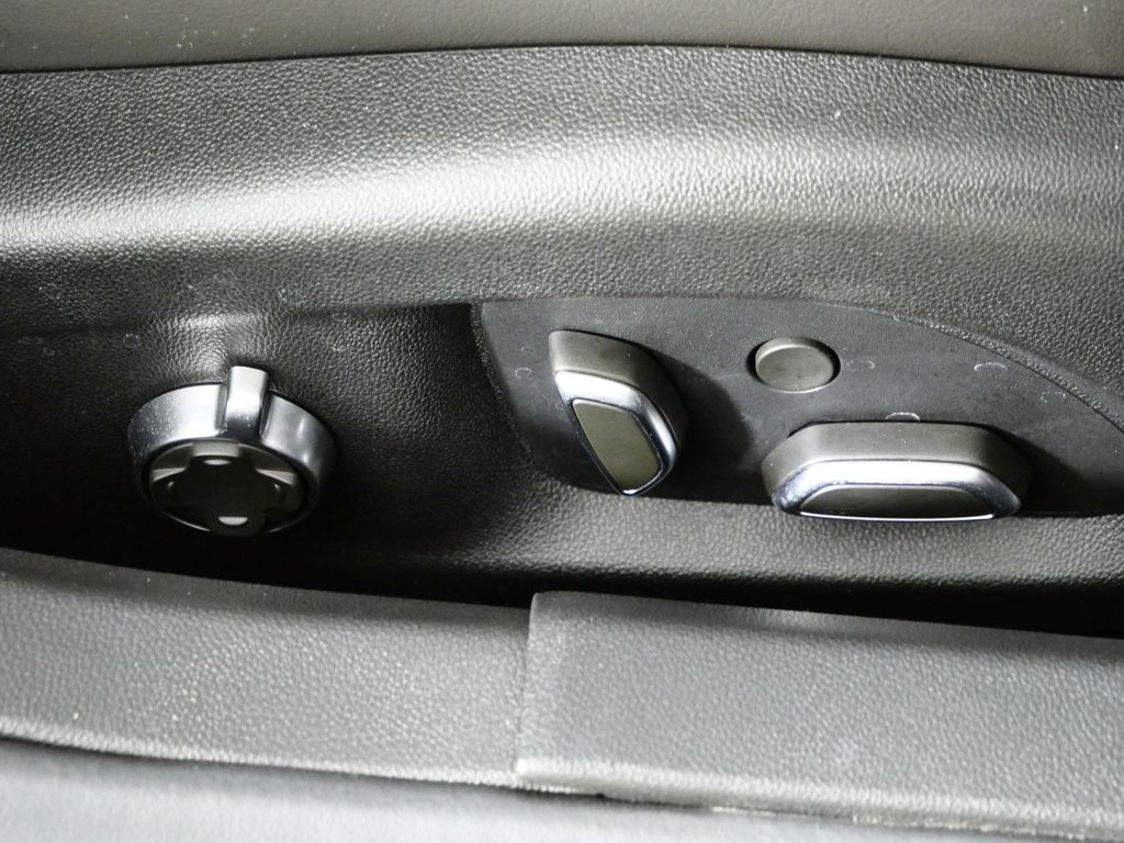 Thumbnail: 2022 Cadillac CT5 - 28