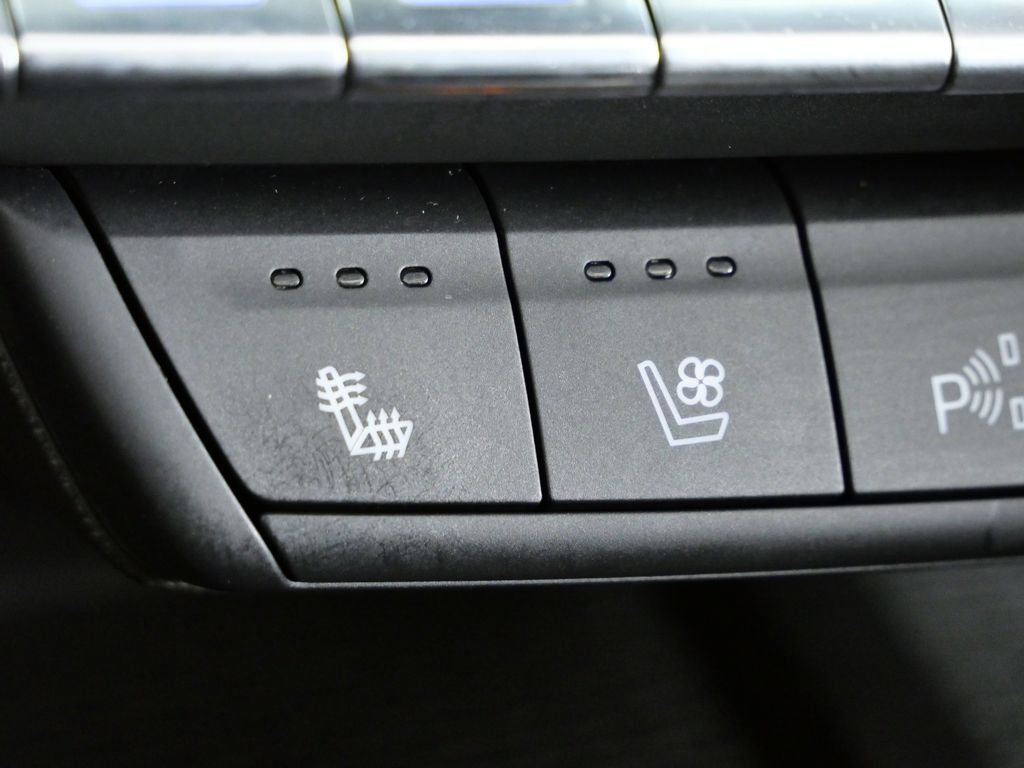 Thumbnail: 2022 Cadillac CT5 - 47