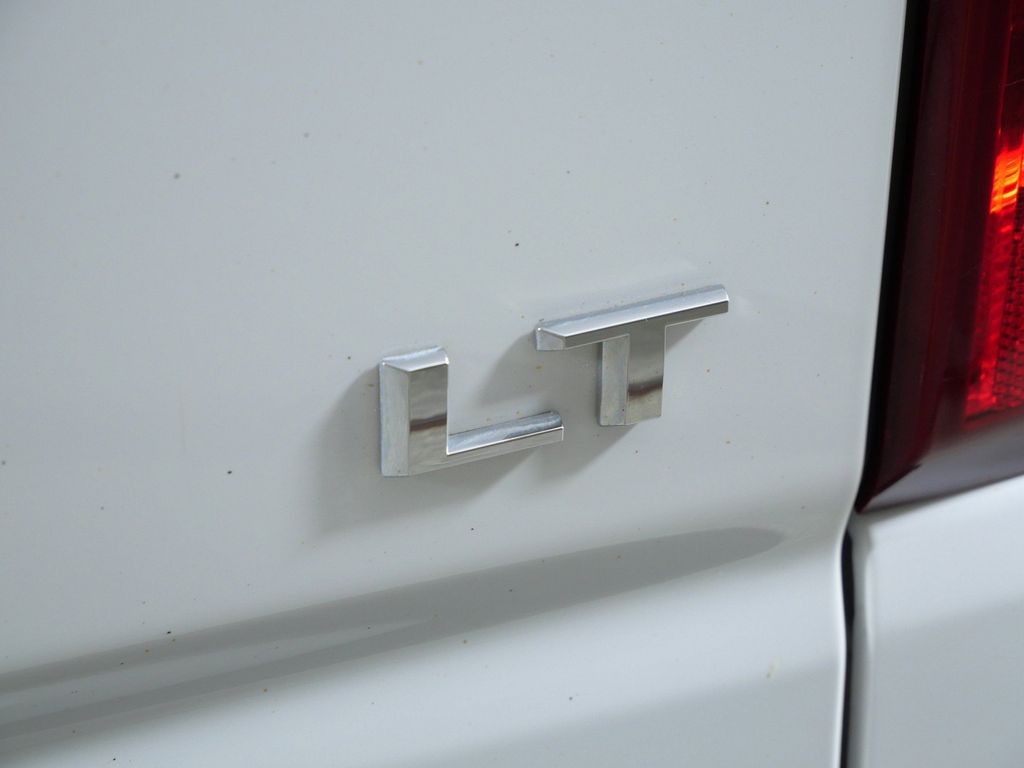 Thumbnail: 2022 Chevrolet Silverado 1500 - 7