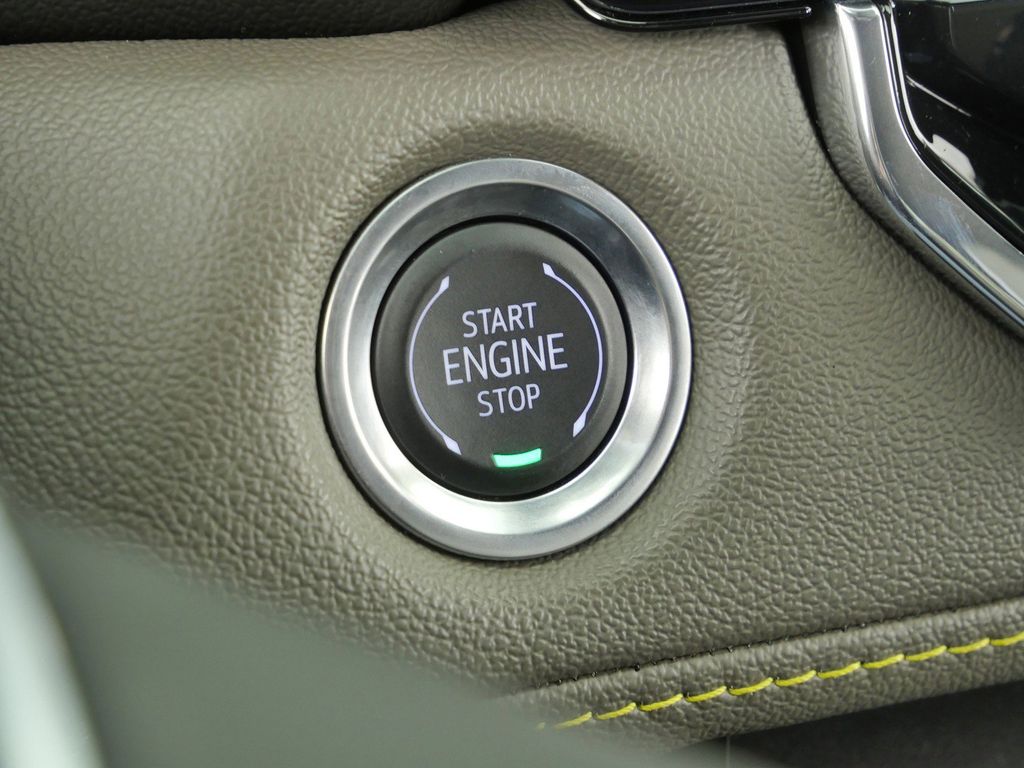 Thumbnail: 2025 Chevrolet Colorado - 43