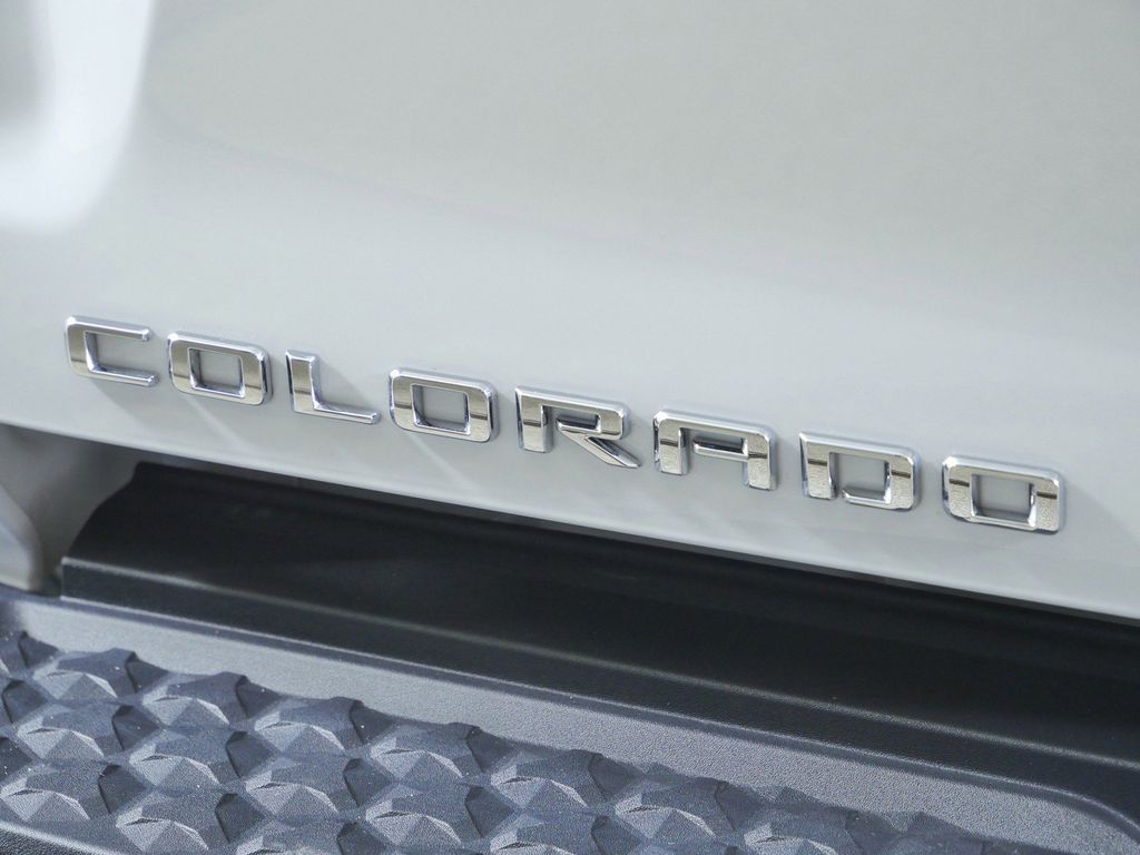 Thumbnail: 2025 Chevrolet Colorado - 23