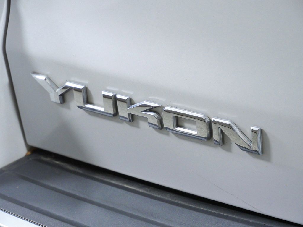 Thumbnail: 2016 GMC Yukon - 23
