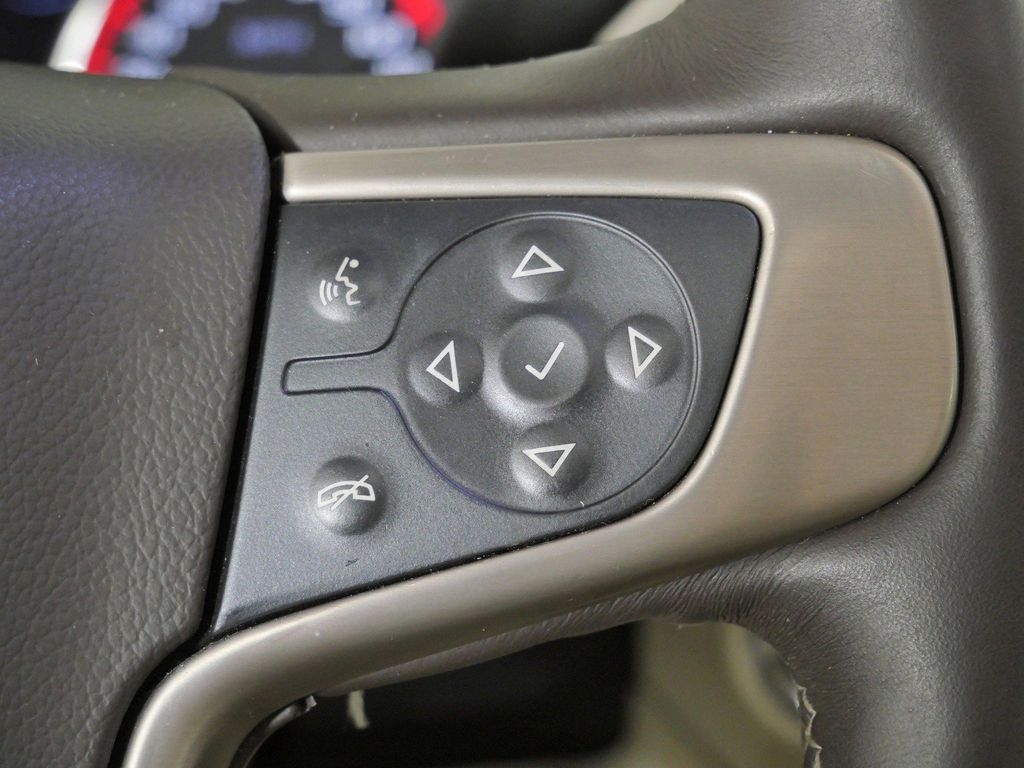 Thumbnail: 2016 GMC Yukon - 43