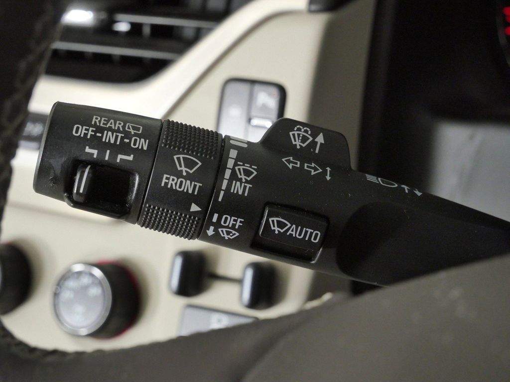 Thumbnail: 2016 GMC Yukon - 49
