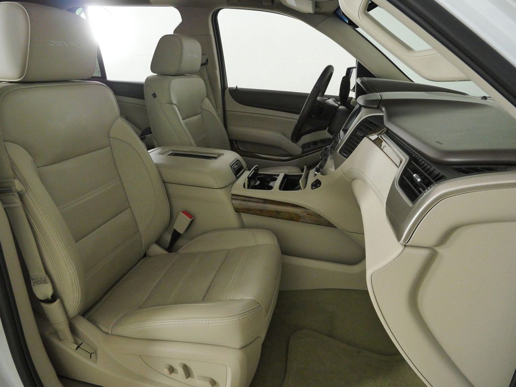 Thumbnail: 2016 GMC Yukon - 10