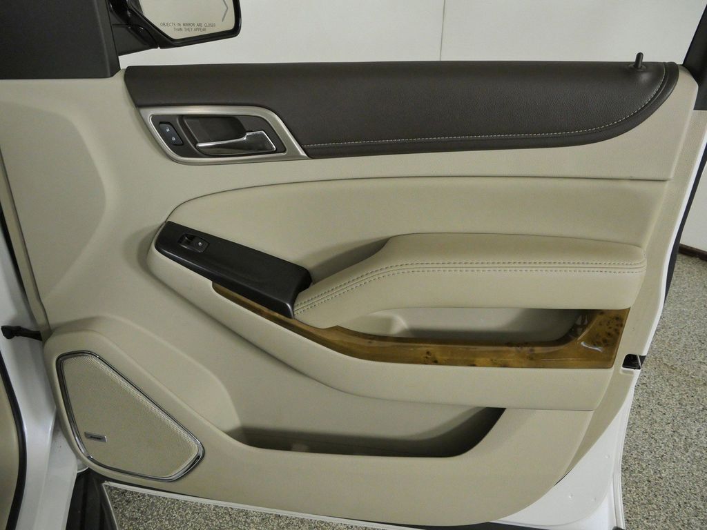Thumbnail: 2016 GMC Yukon - 28