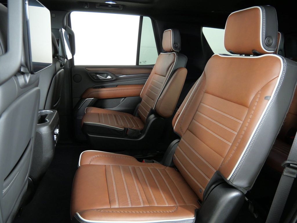 Thumbnail: 2023 GMC Yukon - 37