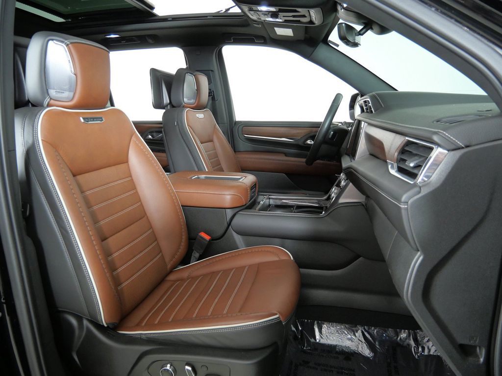 Thumbnail: 2023 GMC Yukon - 10