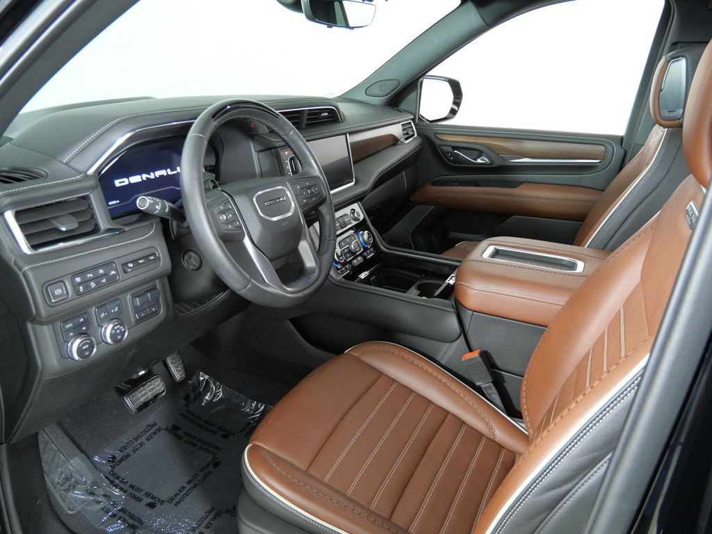 Thumbnail: 2023 GMC Yukon - 8