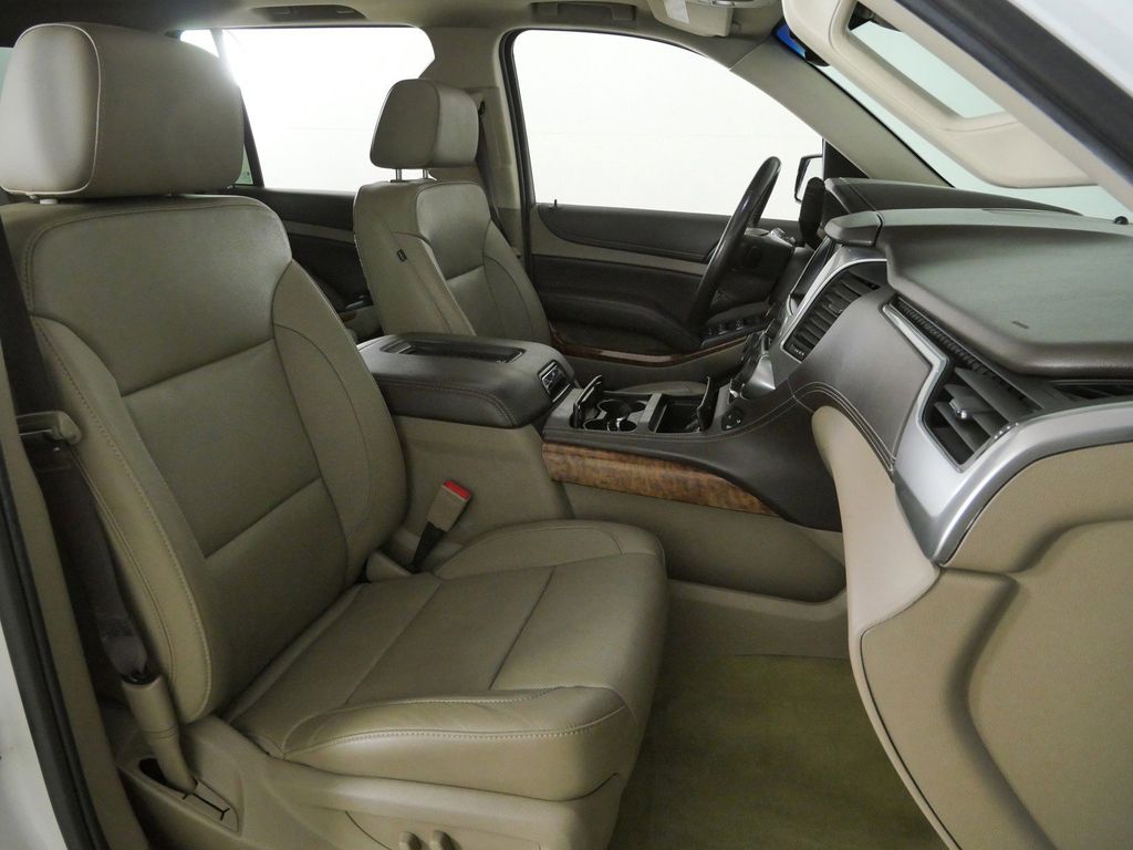 Thumbnail: 2018 Chevrolet Suburban - 10