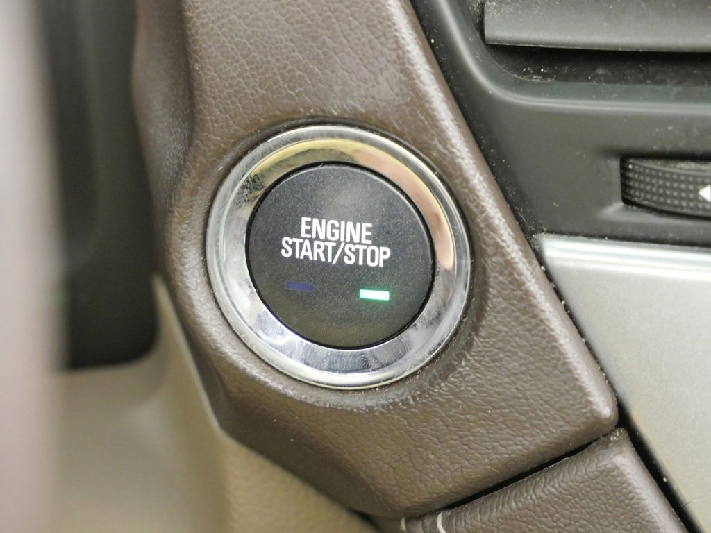 Thumbnail: 2018 Chevrolet Suburban - 45