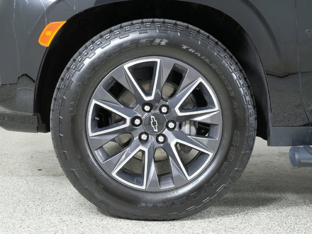 Thumbnail: 2022 Chevrolet Tahoe - 7