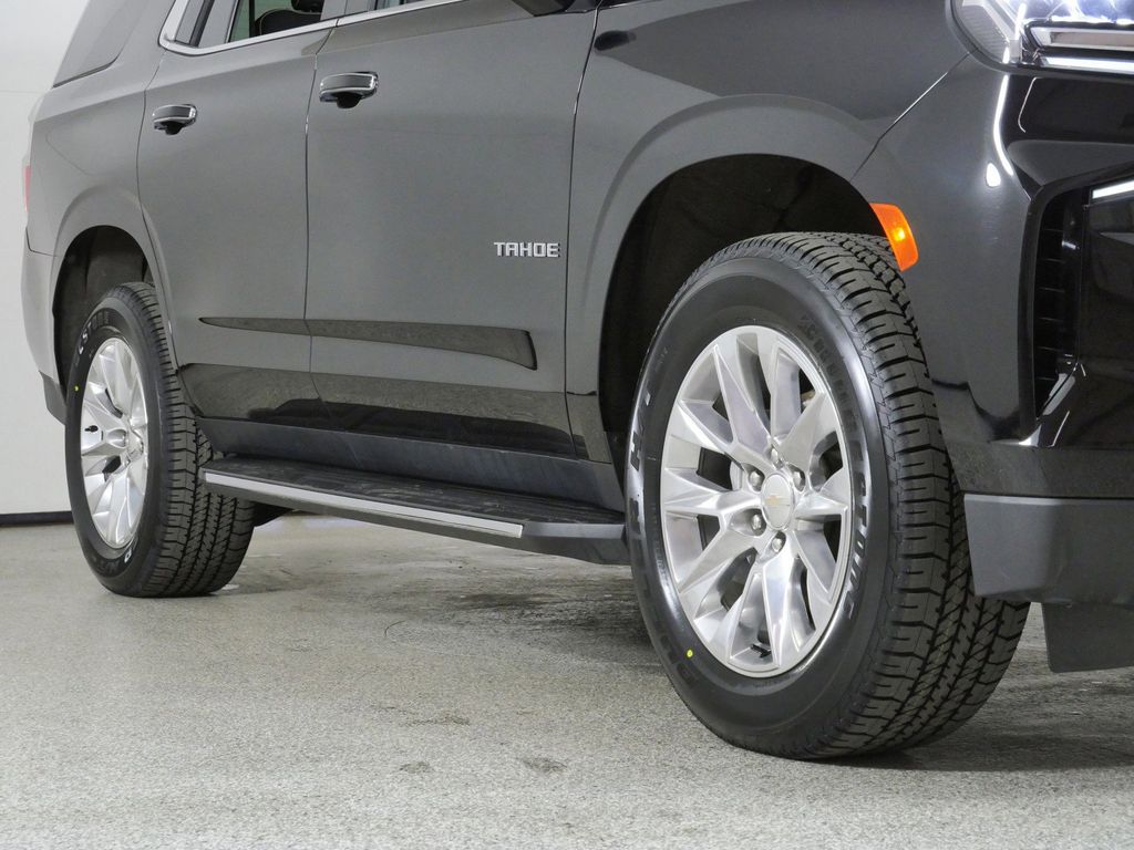 Thumbnail: 2022 Chevrolet Tahoe - 7