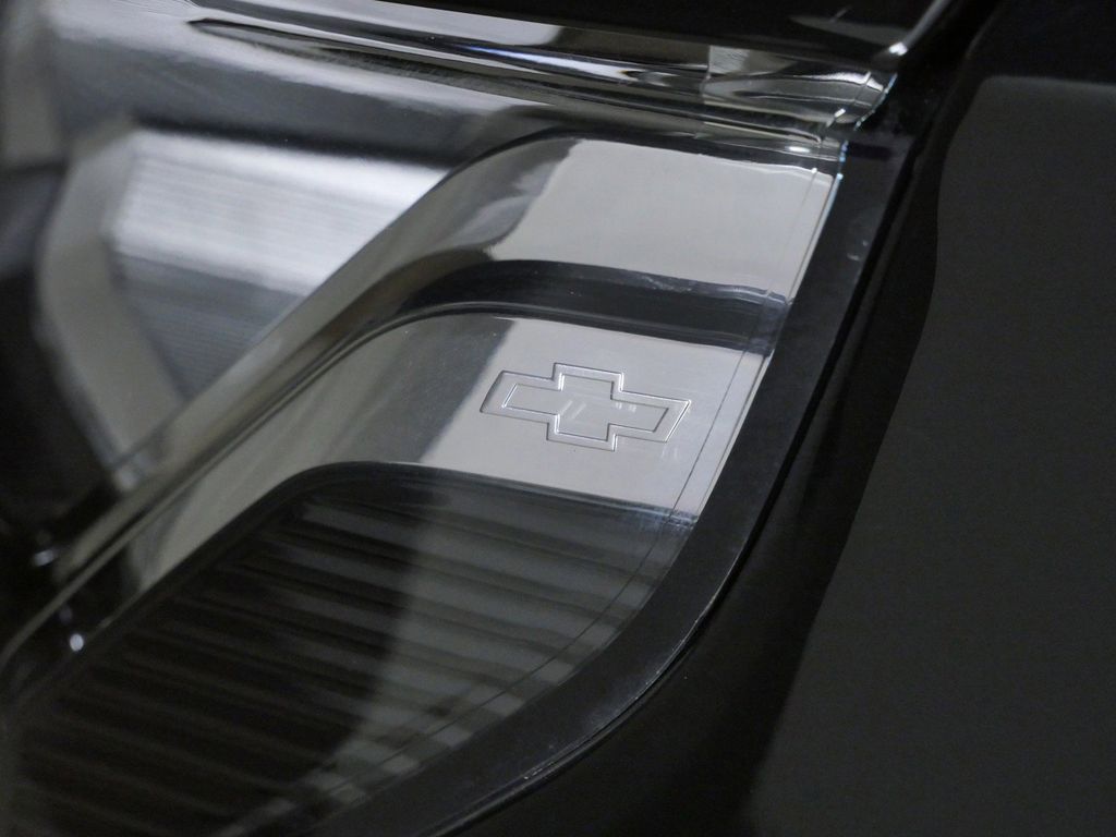 Thumbnail: 2022 Chevrolet Tahoe - 18