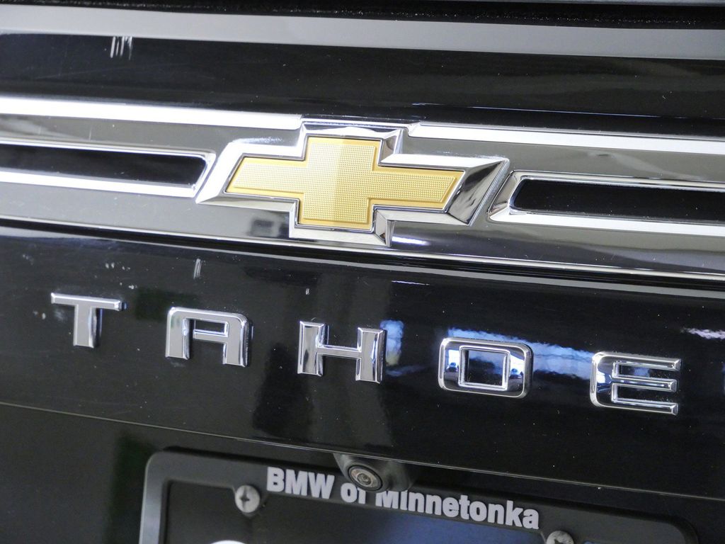 Thumbnail: 2022 Chevrolet Tahoe - 6